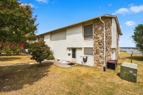 Photo of 100 Harbor Drive #104, Runaway Bay, TX 76426 (MLS # 21393802)