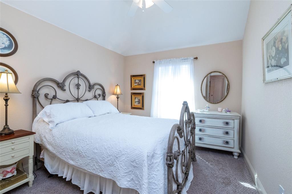 Runaway Bay - Residential