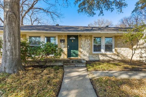 3504 Corto Avenue Fort Worth TX 76109