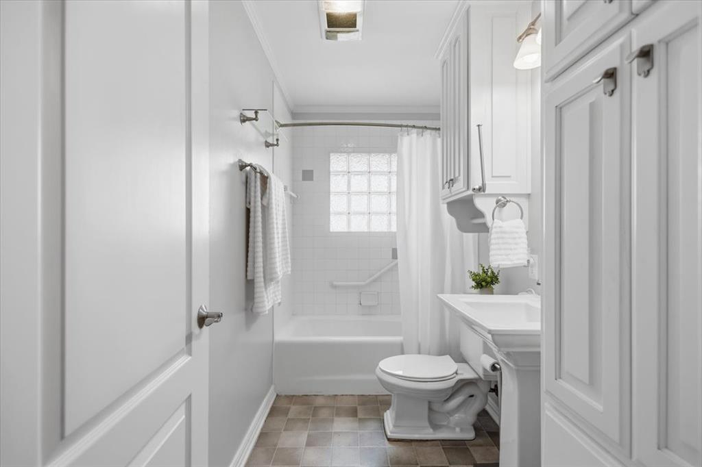 Colonial Heights - Residential