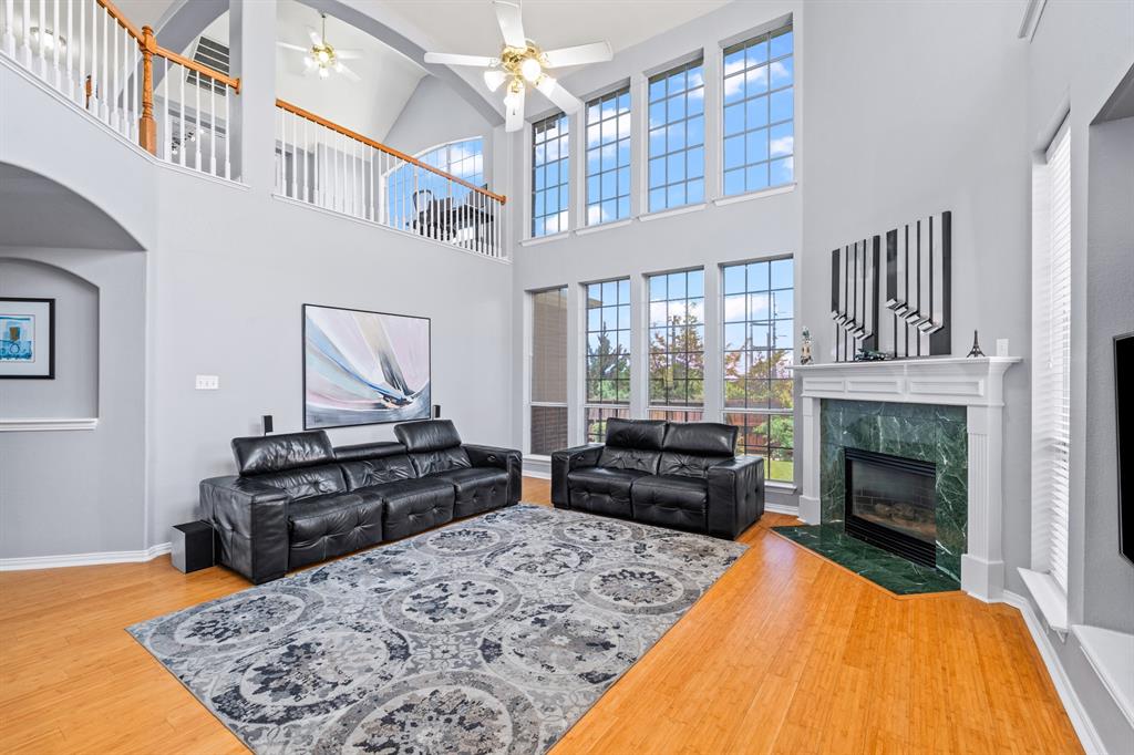 5701 Chippewa Trail