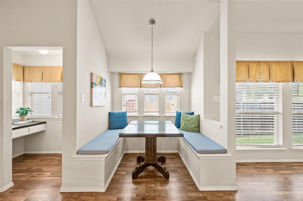 9844 Meadow Rue Drive