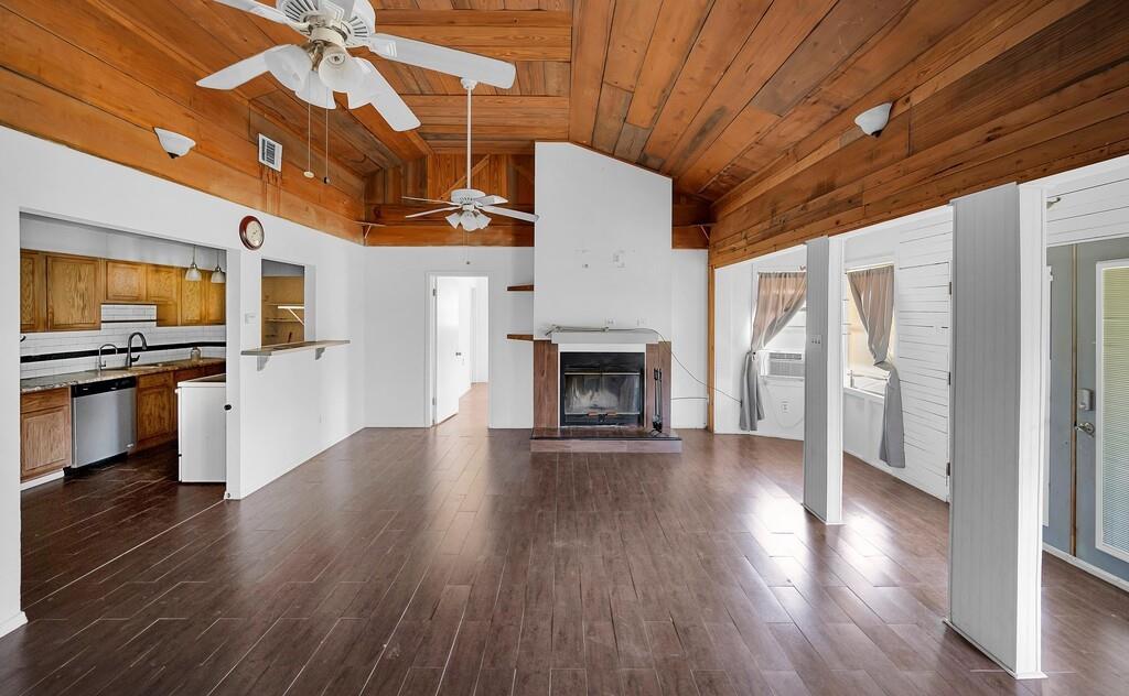 105 County Road 3590