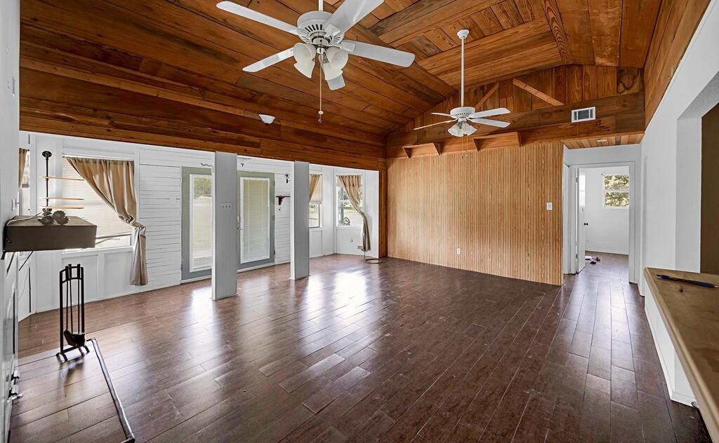 105 County Road 3590
