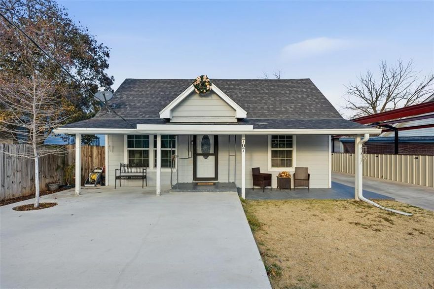 Welcome to this move-in ready 3-bedroom, 1-bath home conveniently located just off Waco Drive, offering quick access to shopping, dining, and major routes. This home features recent updates throughout, including new windows, fresh interior paint, new flooring, and updated kitchen finishes, creating a clean and modern feel while maintaining everyday comfort. A long driveway provides ample parking and storage space, making it ideal for multiple vehicles, a trailer, or extra work equipment. Perfect for a first-time buyer, downsizer, or investor looking for a well-located and nicely updated property in the heart of Waco.