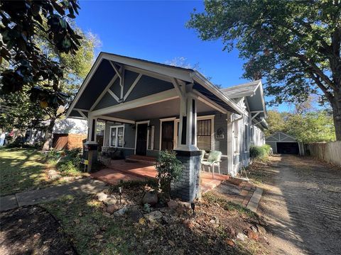 A home in Terrell