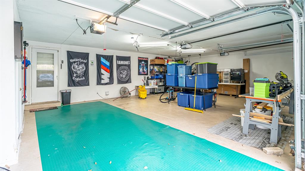 Benbrook Lakeshore Estates - Residential