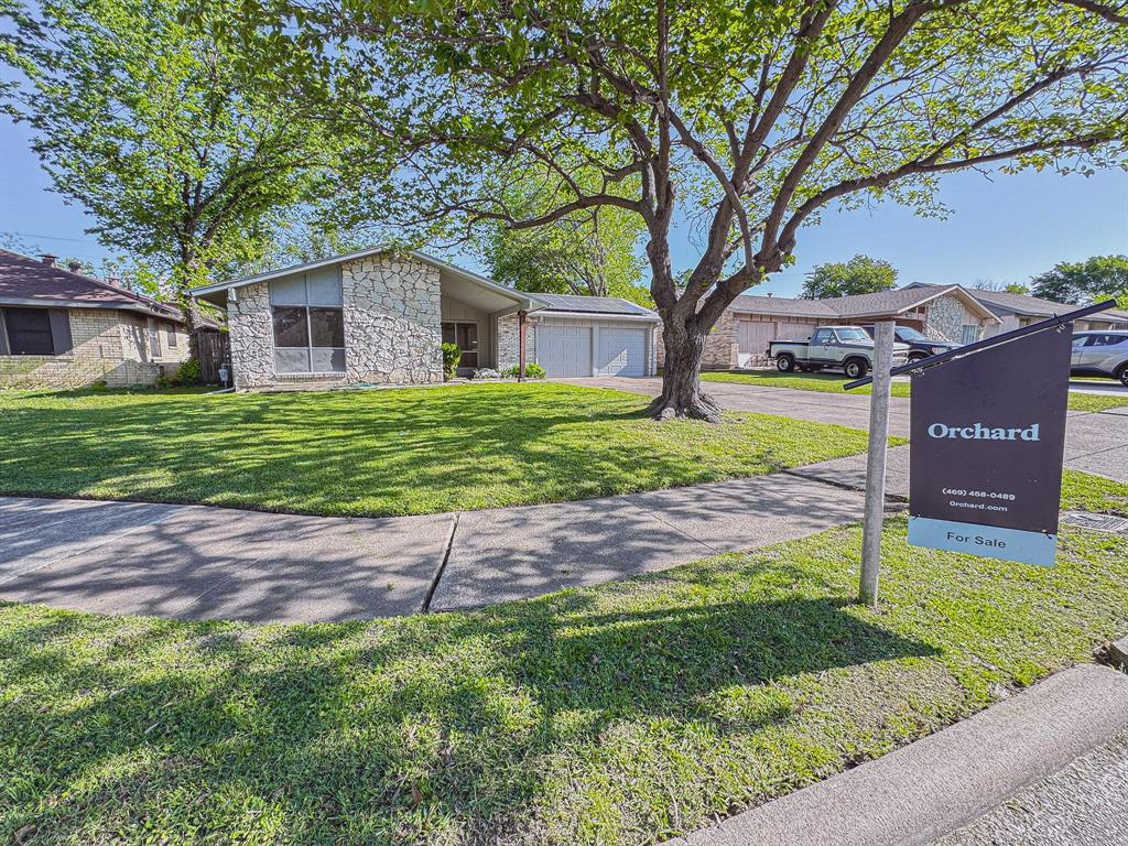3717 Swallow Lane