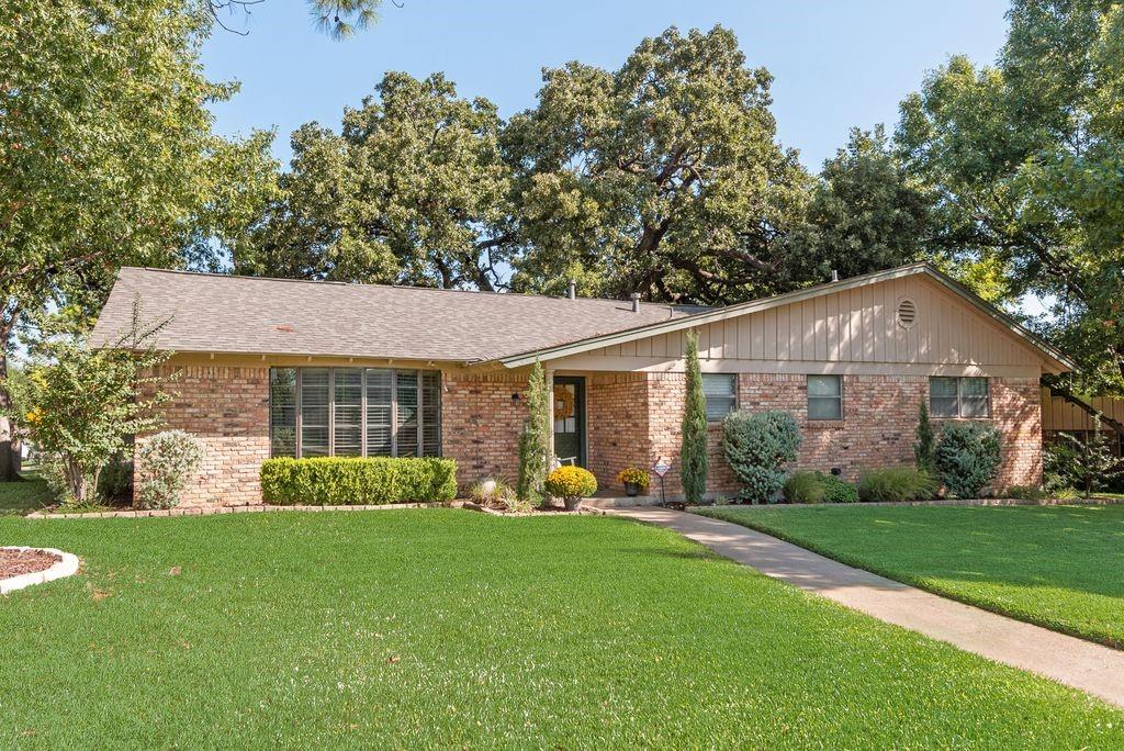 332 Plainview Drive