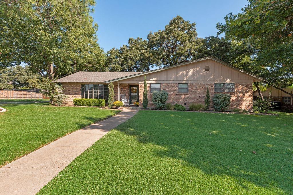 332 Plainview Drive