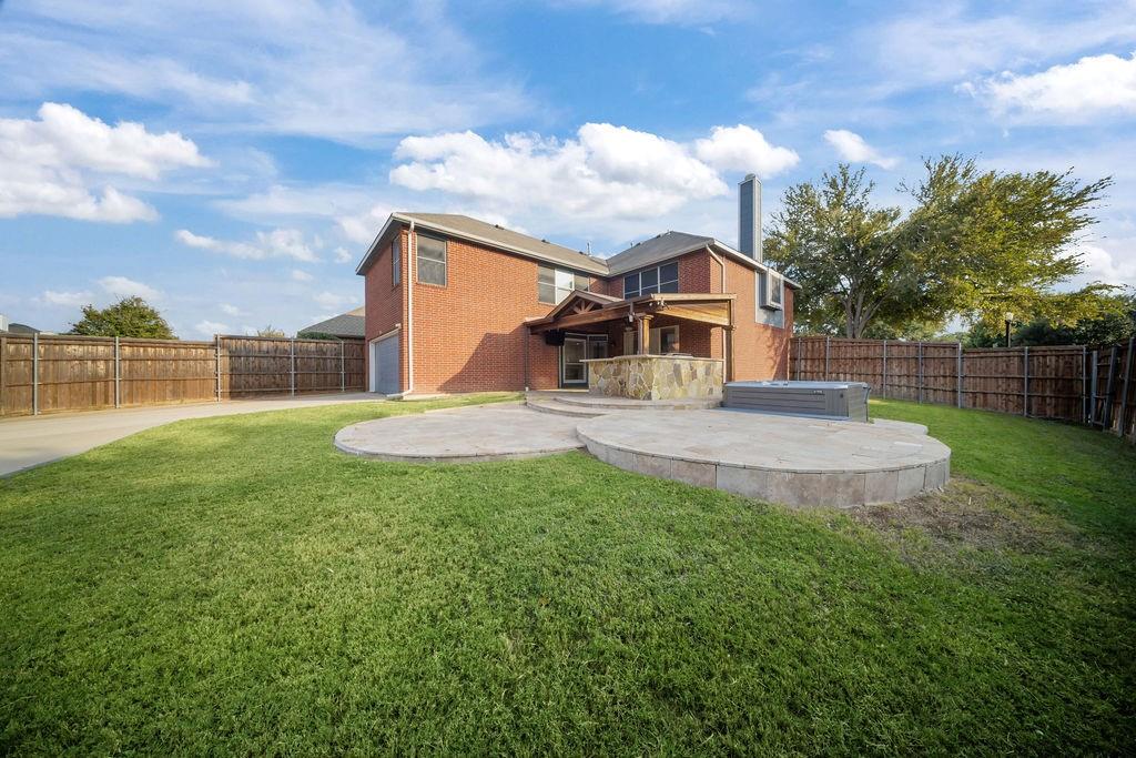 3912 Willow Bend Drive