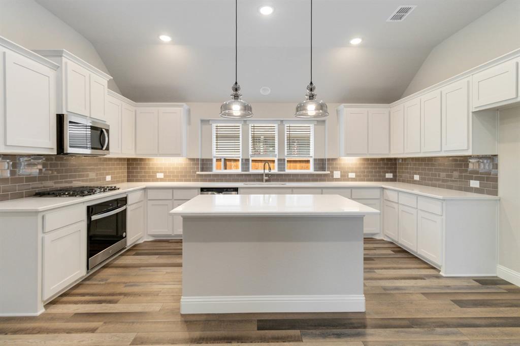 1224 Moon Ranch Road