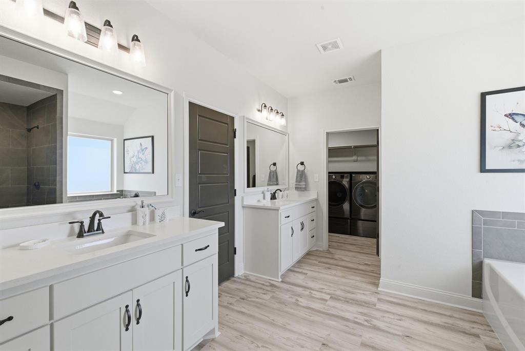 Bulldog Xing Ph 3 - Residential