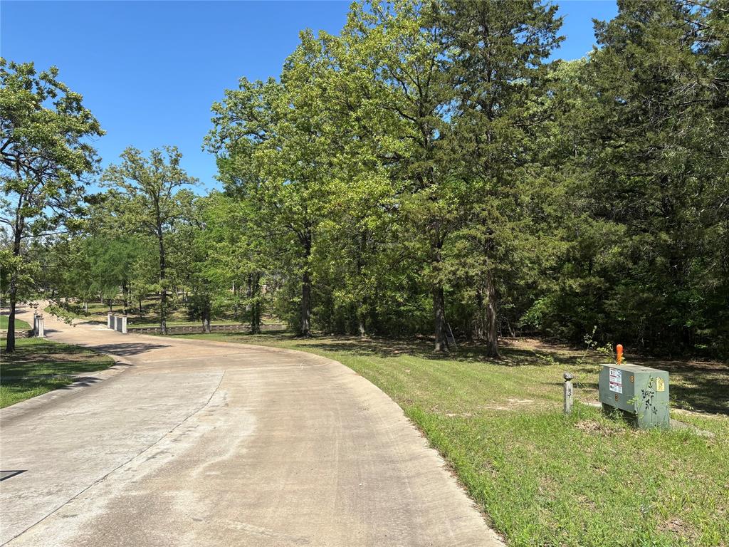 Royal Oak Estates - Land