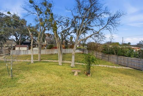 Tiny photo for 509 Queensway Road, Willow Park, TX 76087 (MLS # 21140962)