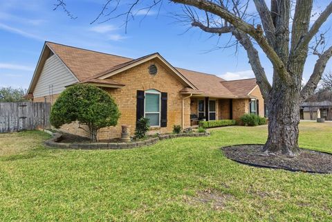 Tiny photo for 509 Queensway Road, Willow Park, TX 76087 (MLS # 21140962)