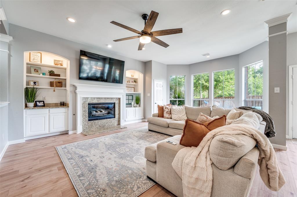 628 Creek View Drive