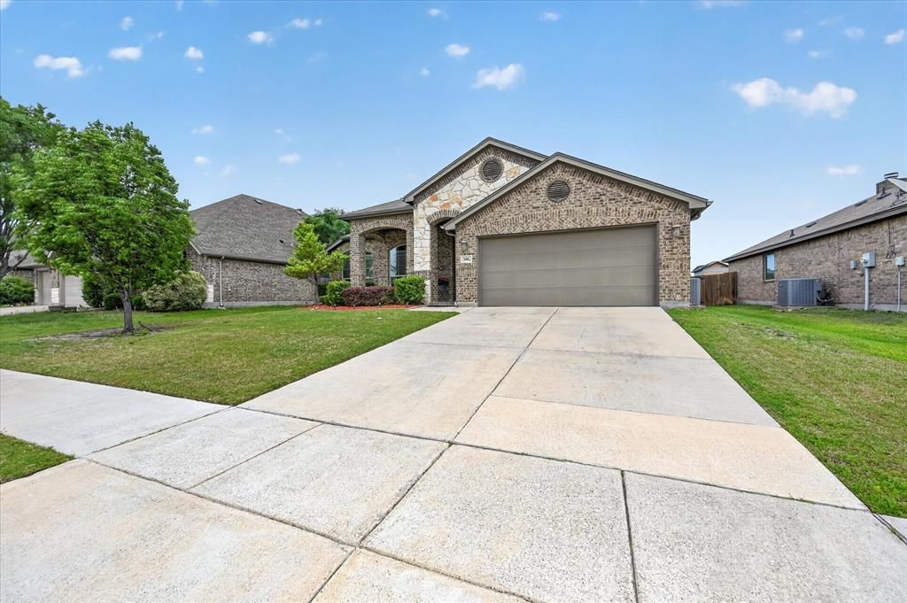 Photo of 106 Zion Lane, Forney, TX 75126 (MLS # 21241837)