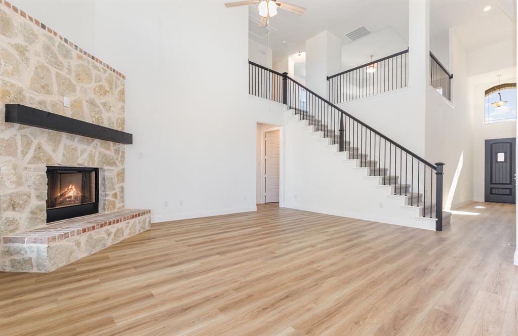 Stonehenge II - Residential