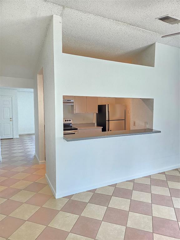 906 High Country Drive