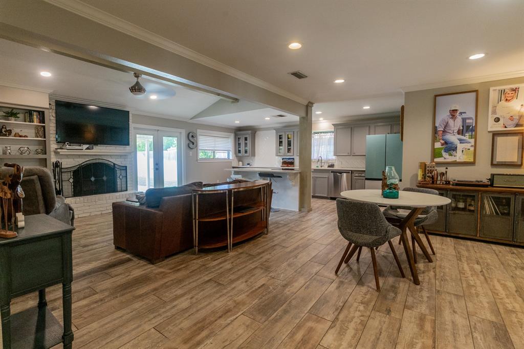 2522 La Vonne Circle
