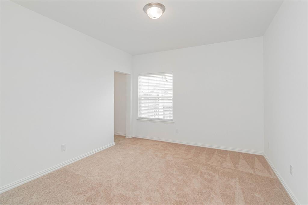 SOUTHERN HILLS AT CRAIG RANCH PHASE 1 - Residential Lease