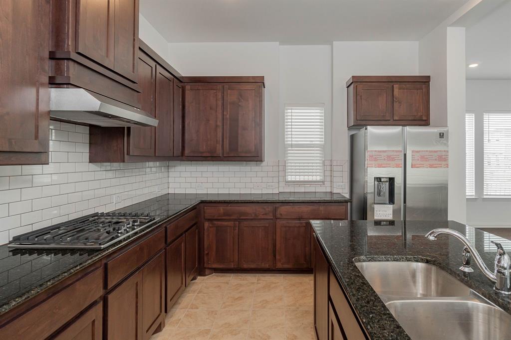 SOUTHERN HILLS AT CRAIG RANCH PHASE 1 - Residential Lease