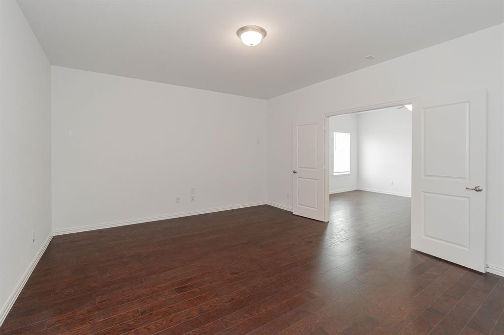 SOUTHERN HILLS AT CRAIG RANCH PHASE 1 - Residential Lease