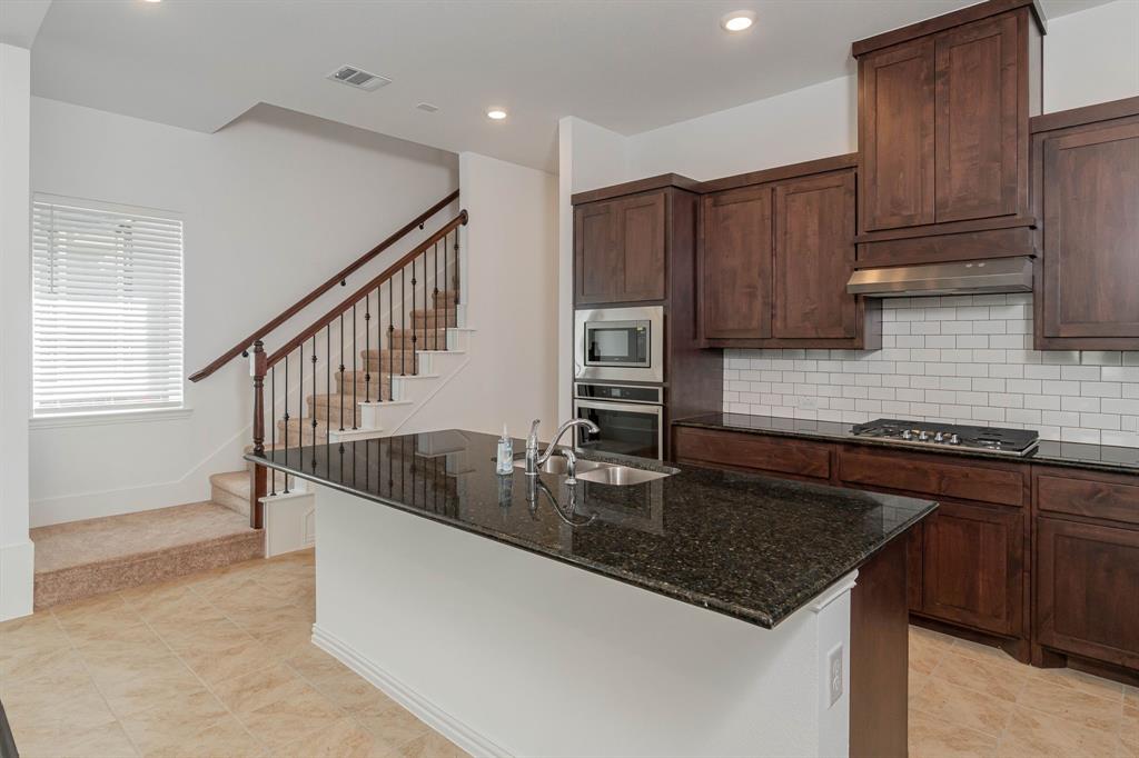 SOUTHERN HILLS AT CRAIG RANCH PHASE 1 - Residential Lease