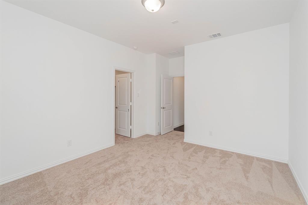 SOUTHERN HILLS AT CRAIG RANCH PHASE 1 - Residential Lease