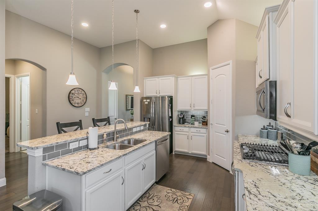 Seventeen Lakes Add - Residential Lease