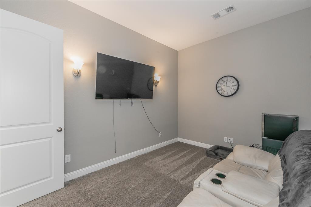 Seventeen Lakes Add - Residential Lease