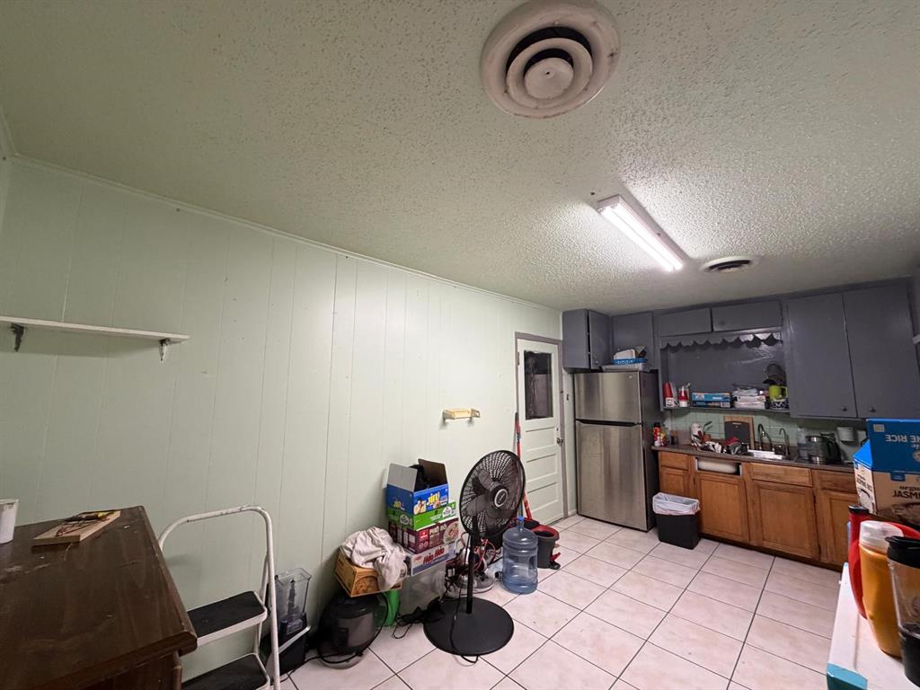 BURKITTS - Residential