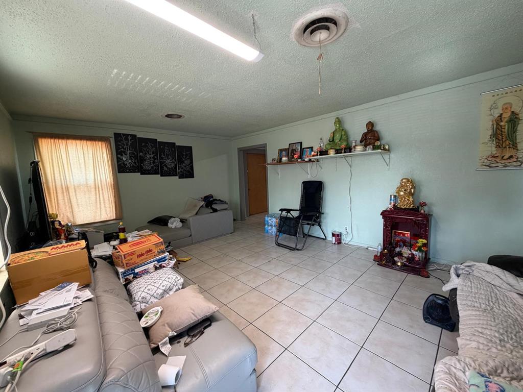 BURKITTS - Residential