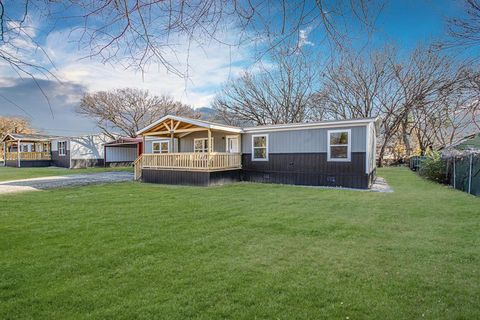 A home in Azle