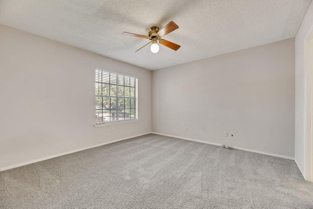 Richardson Crossing Condo - Residential