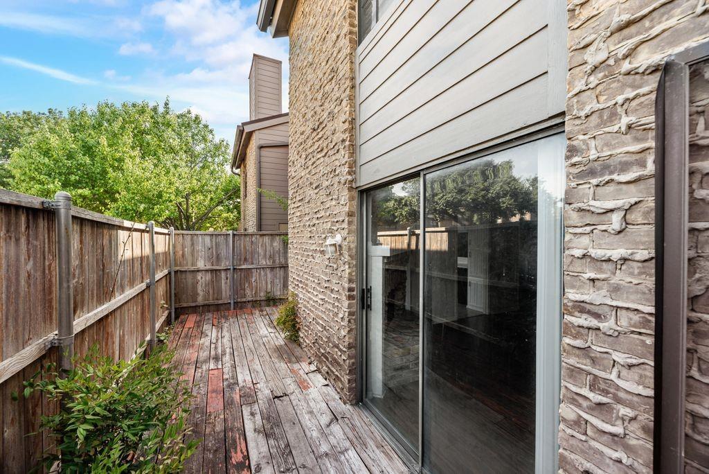 Richardson Crossing Condo - Residential