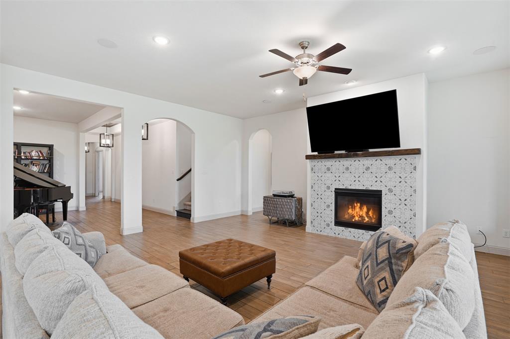 12140 Indian Creek Drive