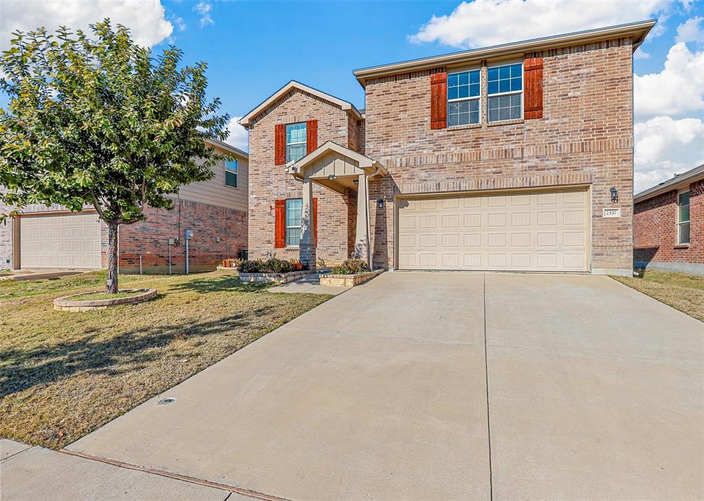 2337 Bermont Red Lane