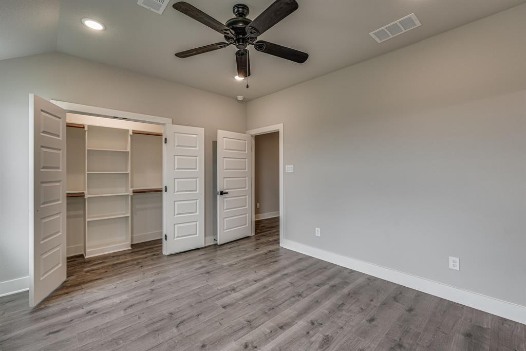 Zebra Plaza - Residential Lease