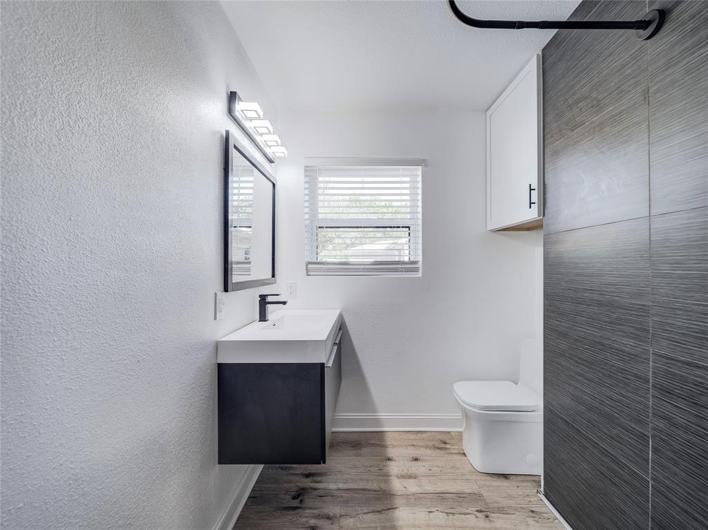 COUNTRY CLUB ESTATES 2 - Residential