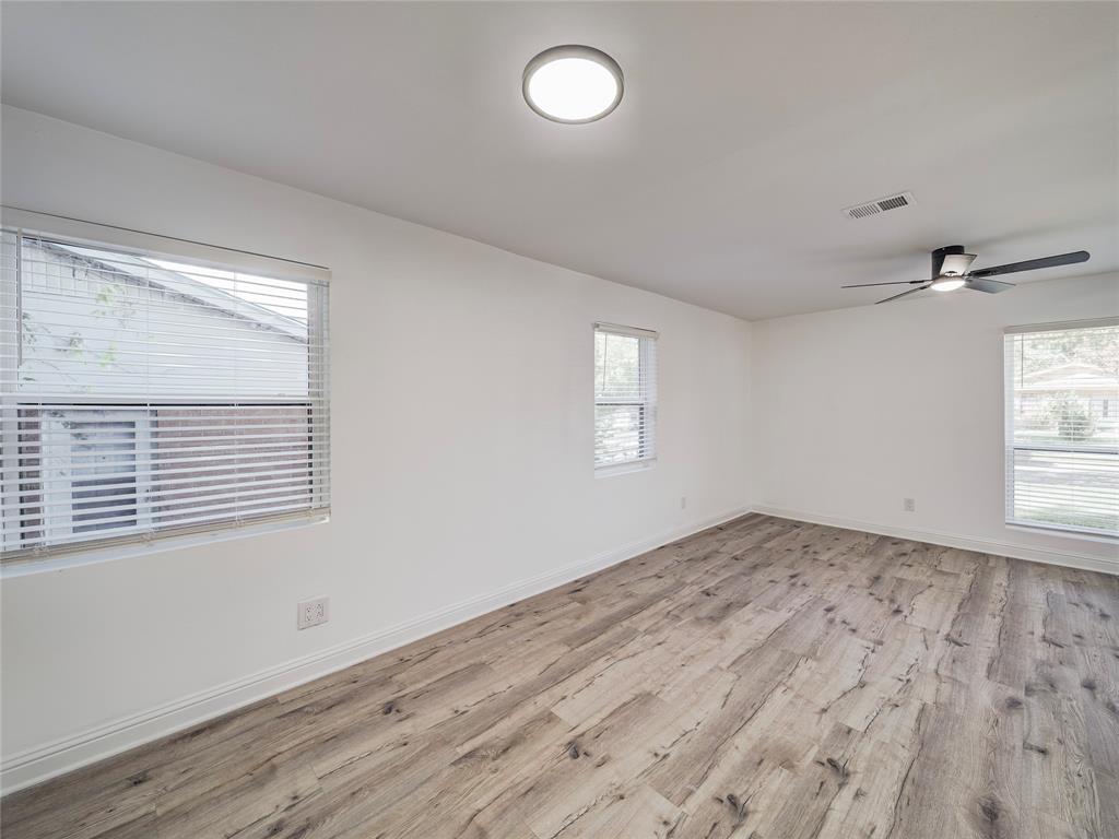 COUNTRY CLUB ESTATES 2 - Residential