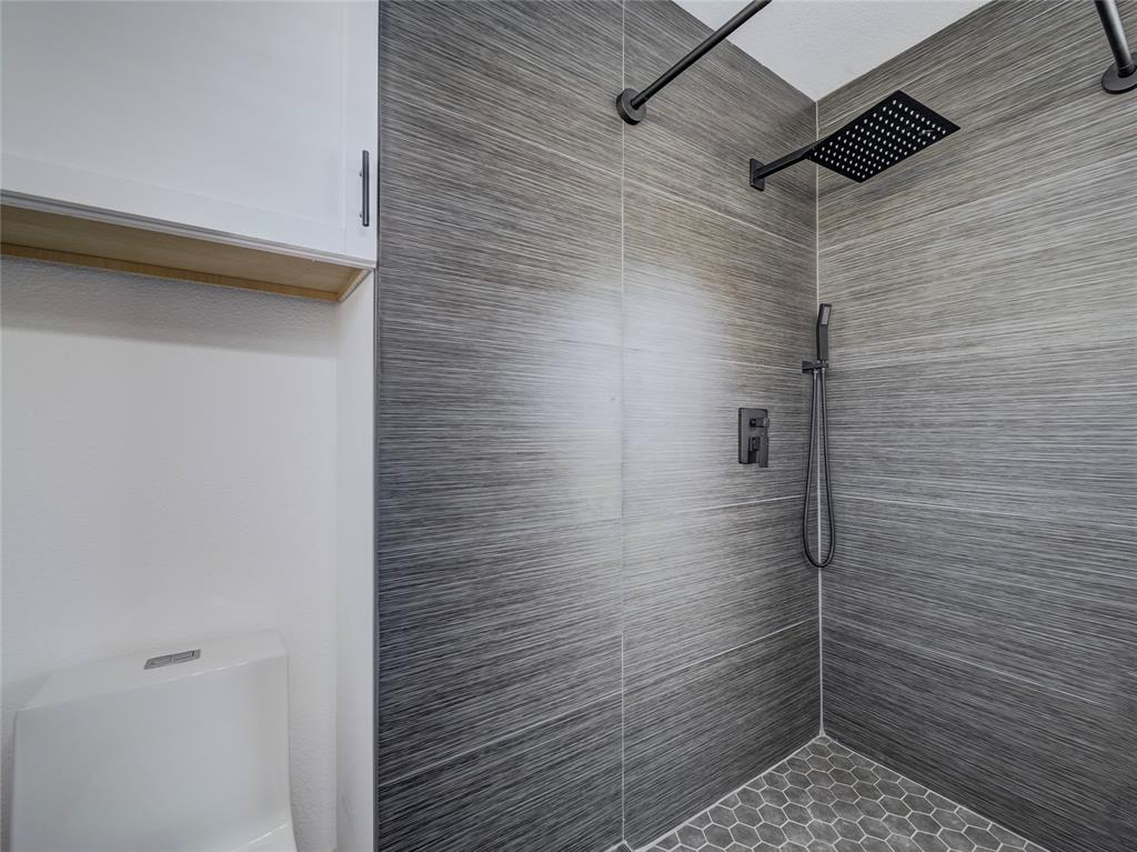 COUNTRY CLUB ESTATES 2 - Residential