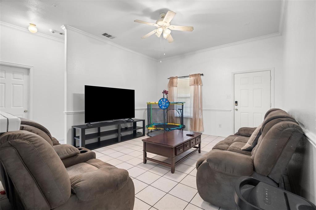 1724 Willow Hollow Drive