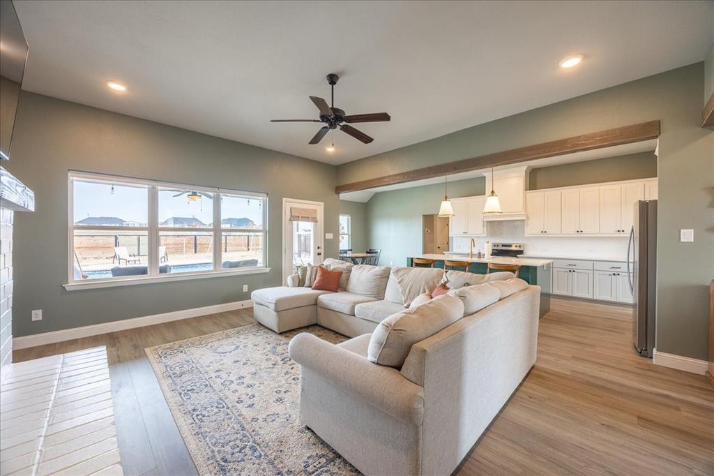 Estates Wind Song Hill Add - Residential