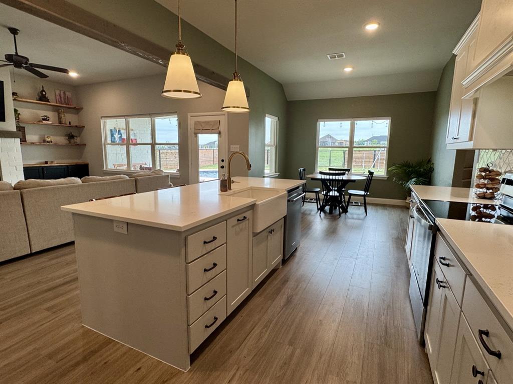 Estates Wind Song Hill Add - Residential