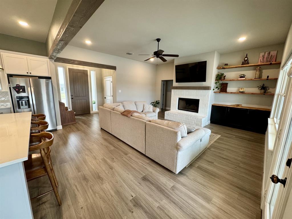 Estates Wind Song Hill Add - Residential