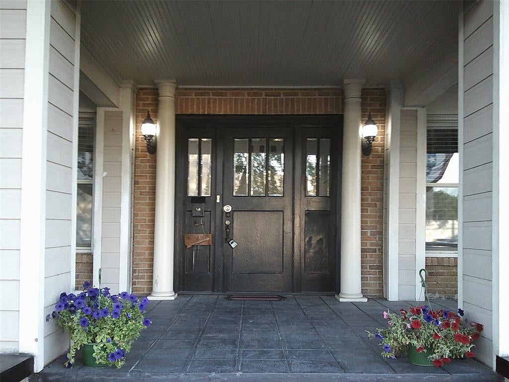 1007 N Center Street - Photo 4