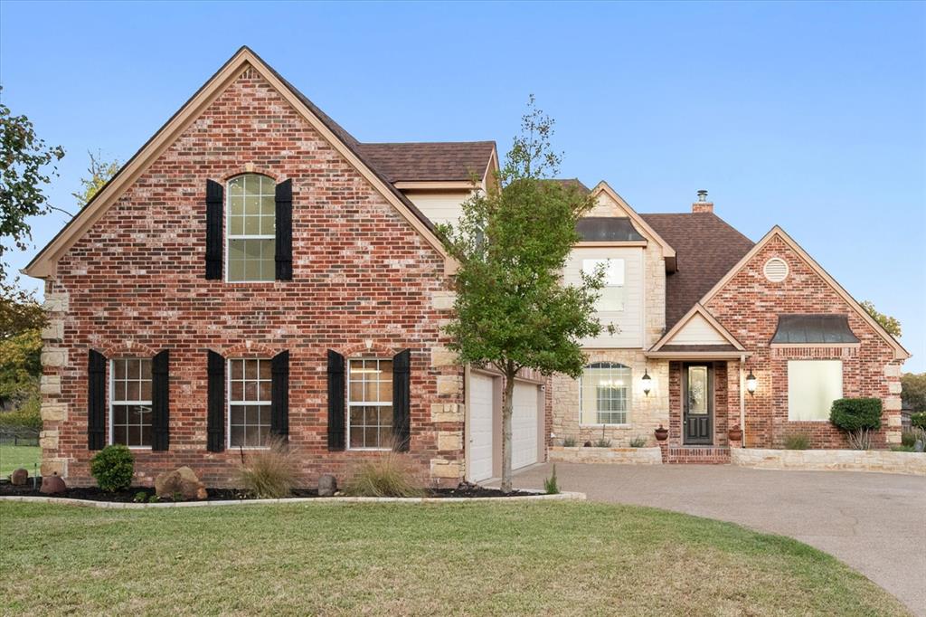 352 Leeward Circle