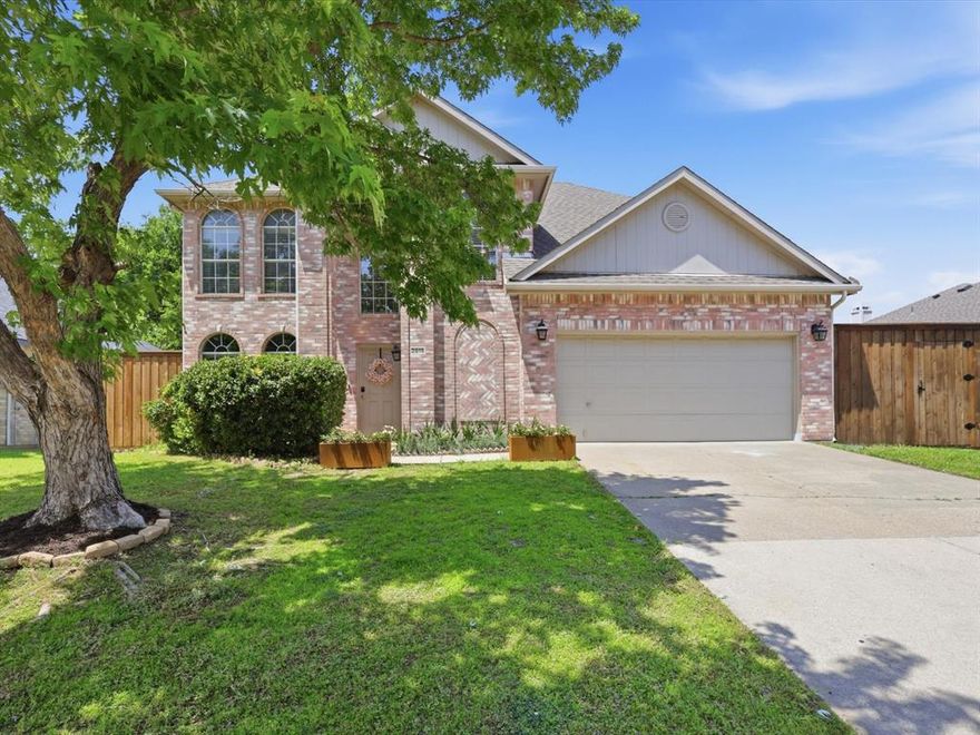 This beautifully updated 4-bedroom, 2.5-bath home in Fairview West offers the move-in ready interiors buyers want—paired with an outdoor living space that’s truly hard to find. Located in Lake Dallas ISD with convenient access to Denton, Dallas, I-35, and Lake Lewisville, it combines comfort, style, and an ideal location.
Inside, the thoughtfully designed floor plan showcases fresh, modern finishes throughout, including luxury vinyl plank flooring, quartz countertops, painted cabinetry, updated bathrooms, and a soft, neutral palette. The inviting living area is anchored by a cozy fireplace, creating a warm and functional gathering space. The kitchen stands out with its clean, contemporary design, featuring quartz surfaces, subway tile, and an effortless flow ideal for both everyday living and entertaining.
With four true bedrooms, the layout offers excellent flexibility for a home office, guest space, nursery, or playroom—without compromising functionality.
Step outside to the true highlight of the home. The private, fenced backyard is designed for seamless indoor-outdoor living, complete with a fully equipped outdoor kitchen with built-in grill and bar seating, a covered pergola with string lighting, upgraded fencing and patio lighting, and a dedicated firepit area. Whether it’s game days, summer cookouts, or relaxed evenings by the fire, this space was made to be enjoyed year-round.
Situated on a quiet interior lot, the backyard offers a low-maintenance setup ideal for kids, pets, and entertaining—with ample space and the option to add a pool if desired. Blending updated interiors, versatile living space, and an exceptional outdoor retreat, this Fairview West home leaves a lasting impression.
If you’ve been searching for a move-in ready 4-bedroom home in Corinth with standout outdoor living near Lake Lewisville, this one deserves a closer look.